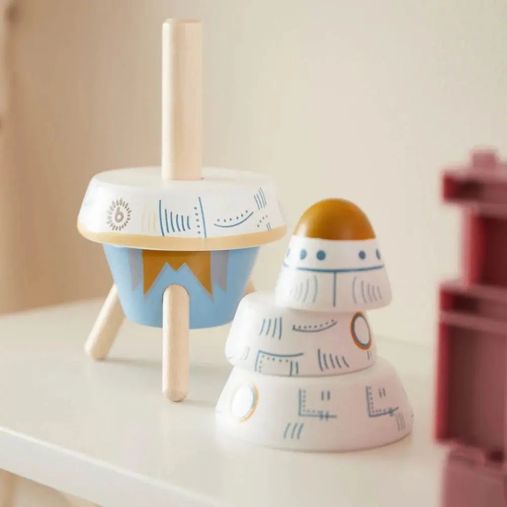 Rakete Stapelturm | Holzspielzeug | Schulung der Motorik des Kleinkindes - KittySweetCrochet